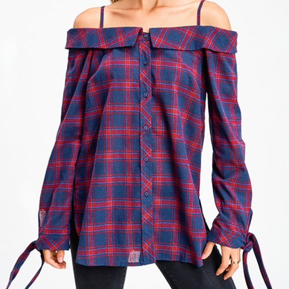 CHECKMATE❣️NEW! Plaid off the shoulder top - Picture 5 of 5